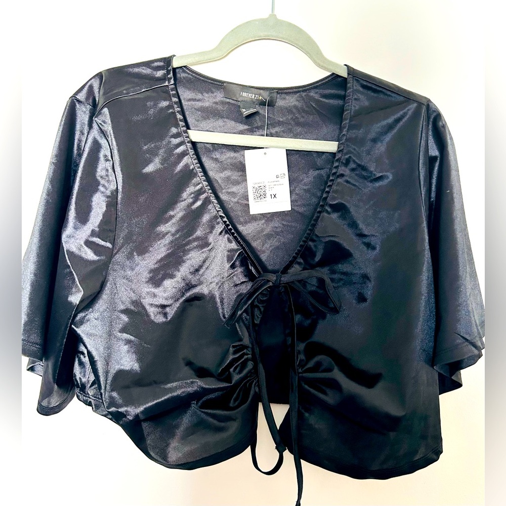 NWT BLACK SATIN FRONT TIE CROP BOLO JACKET